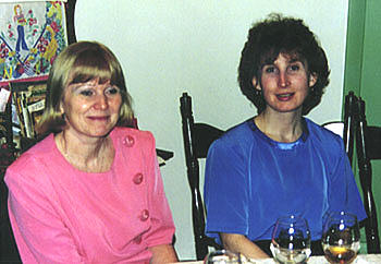 Yelena Chirkova (left) and Lyuba Zinovkina